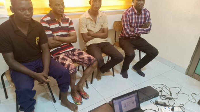 Gombe: Arrestation de quatre contrefacteurs des cartes d'électeurs, dont trois agents de police