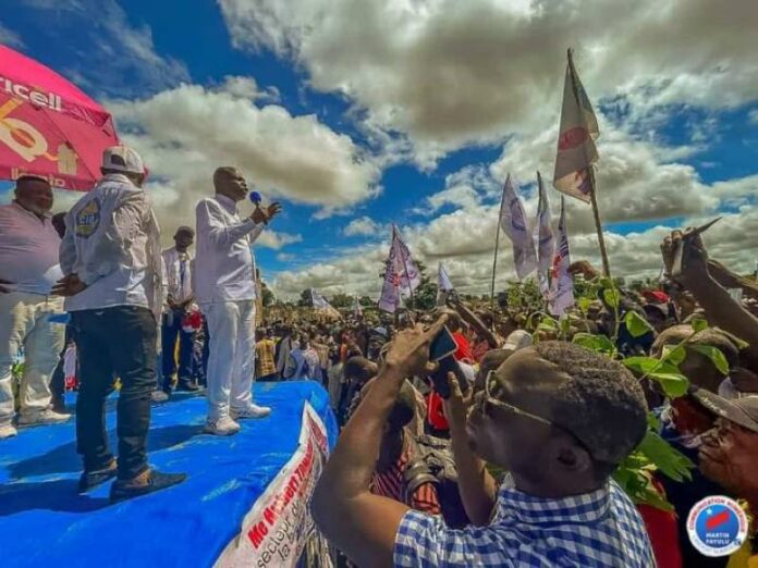 Haut-Uele: Martin Fayulu rencontre ses partisans à Kisangani lors de sa 8ème journée de campagne présidentielle