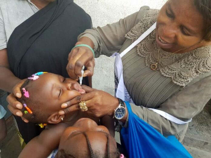 Tanganyika : diminution notable de la poliomyélite malgré les défis de la vaccination