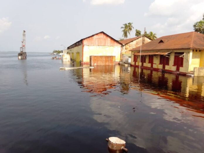 Équateur: Inondations du fleuve Congo, un désastre sans précédent pour Mbandaka