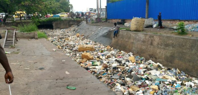 Boma confrontée à une crise écologique : la société civile tire le signal d'alarme.