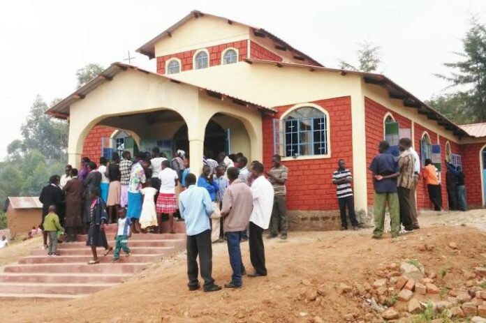 Scandale religieux au Kenya : le pasteur dans l'œil du cyclone !