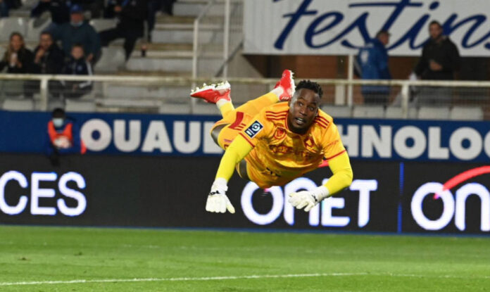 Un gardien sauve Rodez : Lionel Mpasi, héros inattendu de la Ligue 2 !