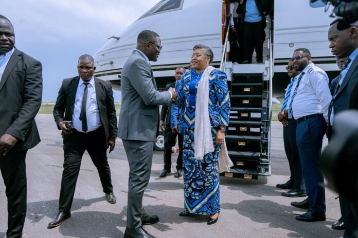 Judith Suminwa galvanise Kalemie entre Conférence des Gouverneurs et Conseil des Ministres